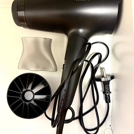 Calm And Modern Flat With Free Parking 10mins On Bus To Centre 1min Walk To Bus Stop Kosice