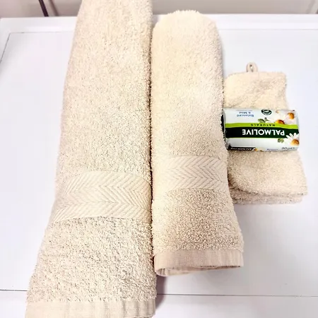 Apartment Calm And Modern Flat With Free Parking 10mins On Bus To Centre 1min Walk To Bus Stop