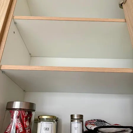 Calm And Modern Flat With Free Parking 10mins On Bus To Centre 1min Walk To Bus Stop * Košice