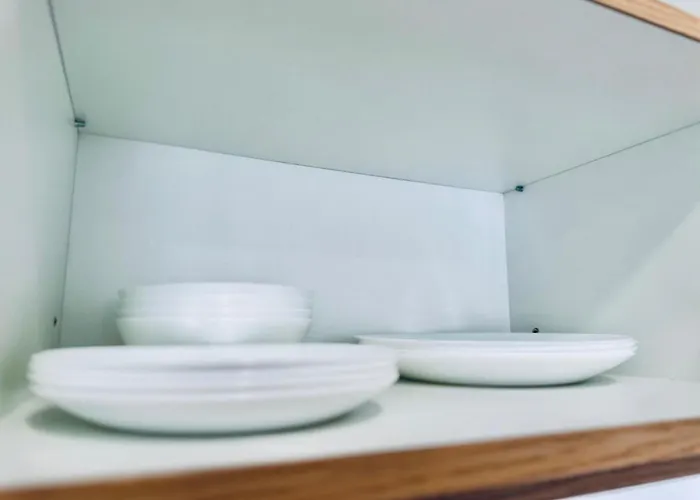 Apartment Calm And Modern Flat With Free Parking 10mins On Bus To Centre 1min Walk To Bus Stop